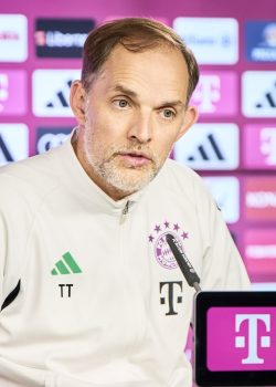 “Nem tudjuk, Kimmich meddig dőlt ki” | Sajtótájékoztató: Augsburg-Bayern